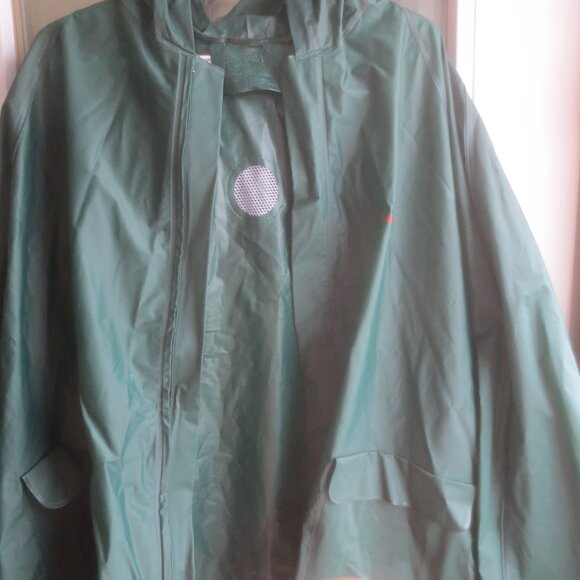 Brand New Stearns Raincoat Rain Jacket - Size XXL (Men's). - Picture 3 of 14